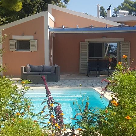 Ponderosa Villa Lixouri Exteriör bild