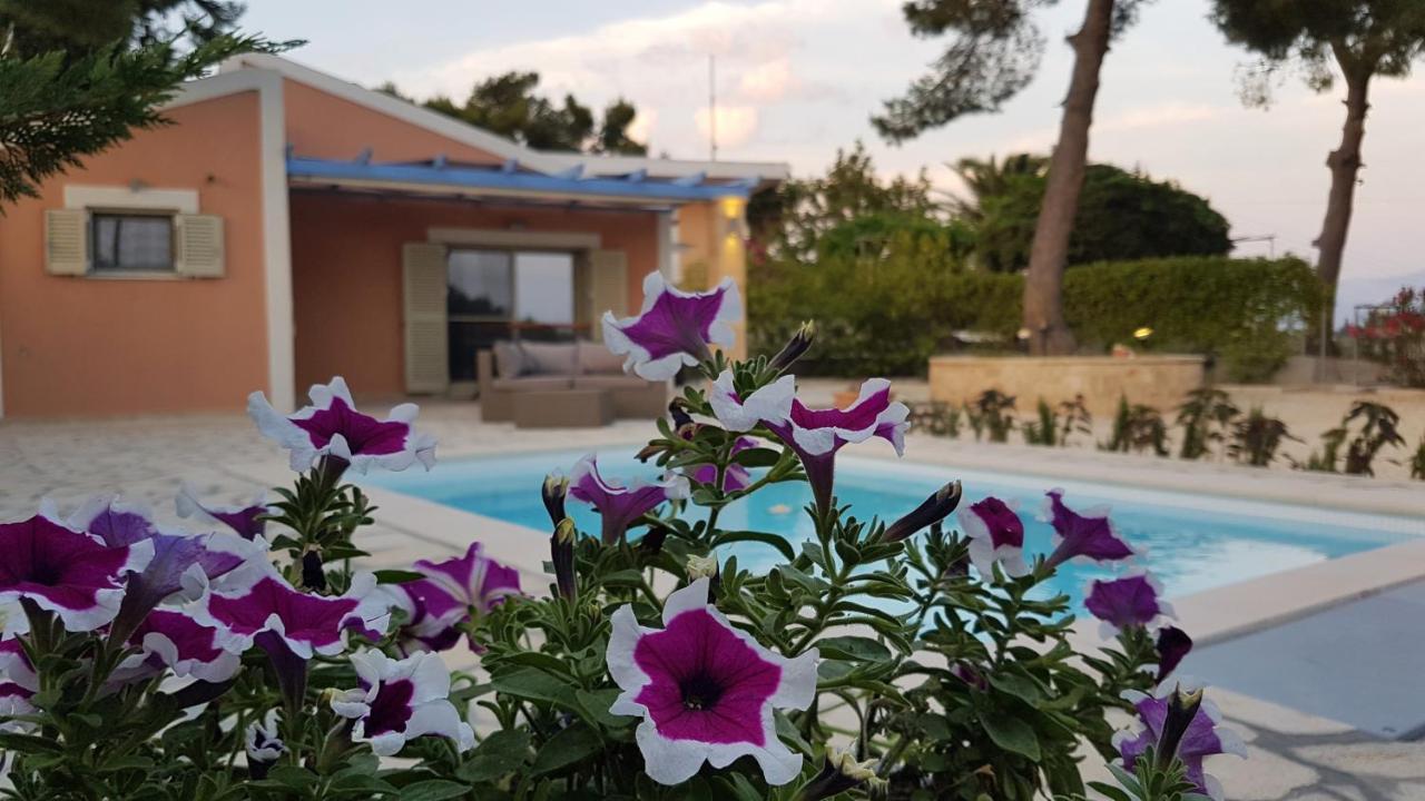 Ponderosa Villa Lixouri Exteriör bild