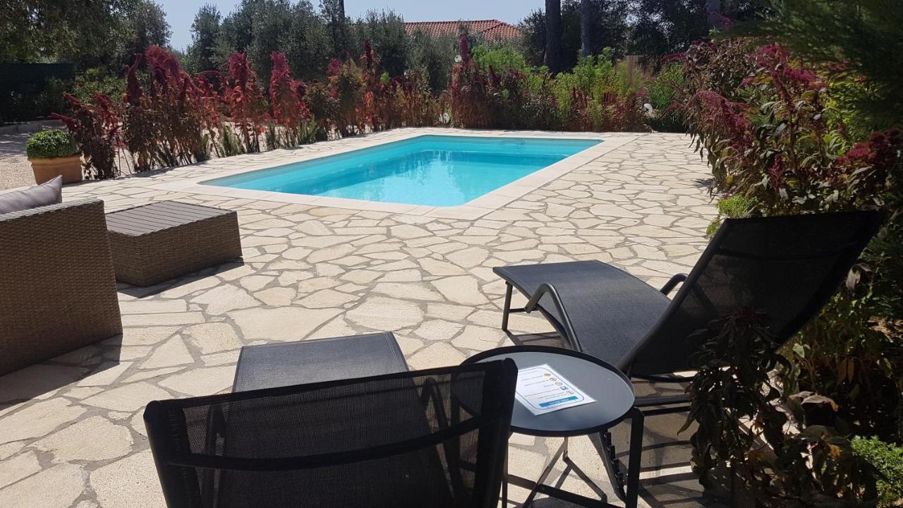 Ponderosa Villa Lixouri Exteriör bild