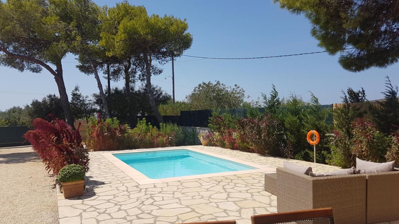 Ponderosa Villa Lixouri Exteriör bild